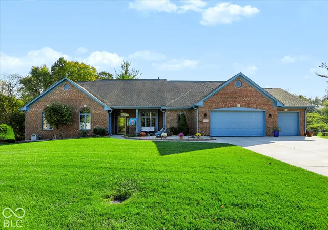 Photo 1 of Single family home for sale at 335 Creekbend Ln, Indianapolis, IN 46217 | MLS# 22133846 | Listing updated on 2026-10-29