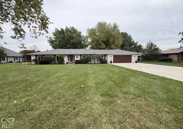 Single family home for sale at 25 S Fairway, Alexandria, IN 46001 | MLS# 22133865