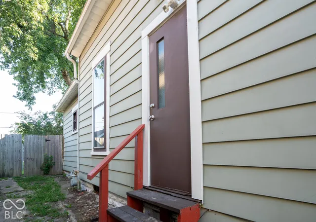 Photo 1 of House for sale at 422 Orange St, Indianapolis, IN 46225 | MLS# 22133867 | Listing updated on 2026-10-29