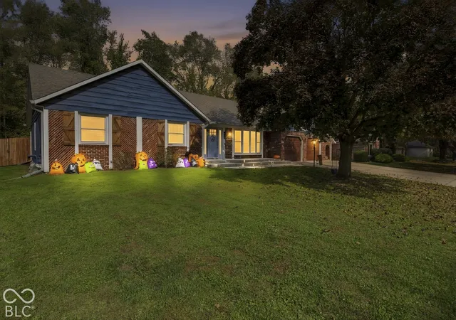 Photo 1 of Single family home for sale at 1840 Sandhill Rd, Indianapolis, IN 46217 | MLS# 22133878 | Listing updated on 2026-10-29