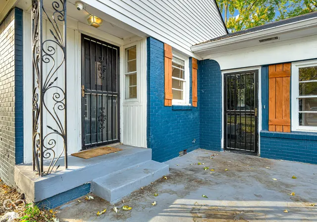 Photo 4 of Single family home for sale at 3232 W 56th Street, Indianapolis, IN 46228 | MLS# 22133884 | Listing updated on 2026-10-30