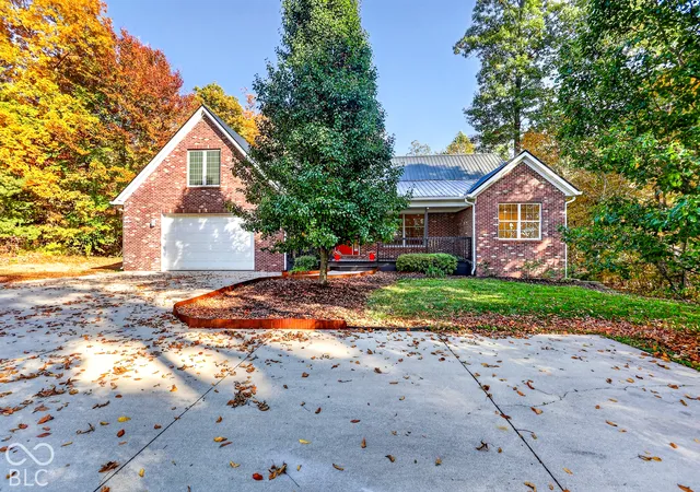 Photo 3 of Single family home for sale at 3670 S 100 East, Crawfordsville, IN 47933 | MLS# 22133889 | Listing updated on 2026-10-30