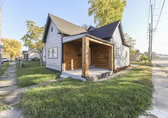 Photo 1 of Single family home for sale at 1467 Blaine Ave, Indianapolis, IN 46221 | MLS# 22133911 | Listing updated on 2026-10-30