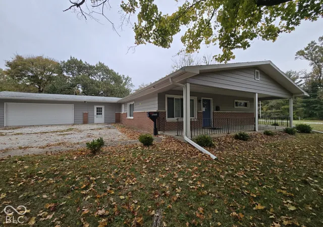Photo 1 of Single family home for sale at 11213 E Us Hwy 40, Terre Haute, IN 47803 | MLS# 22133946 | Listing updated on 2026-10-28