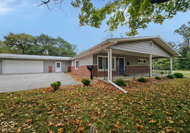 Single family home for sale at 11213 E US Hwy 40, Terre Haute, IN 47803 | MLS# 22133946