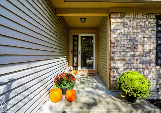 Photo 2 of Single family home for sale at 6610 Wilderness Trl, Fishers, IN 46038 | MLS# 22133952 | Listing updated on 2026-10-29