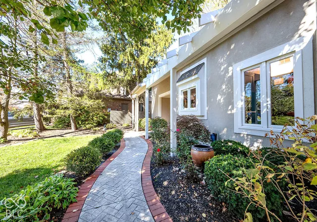Photo 3 of Single family home for sale at 3358 Eden Village Pl, Carmel, IN 46033 | MLS# 22133982 | Listing updated on 2026-10-29