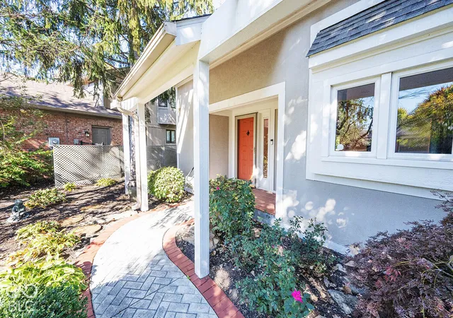 Photo 4 of Single family home for sale at 3358 Eden Village Pl, Carmel, IN 46033 | MLS# 22133982 | Listing updated on 2026-10-29