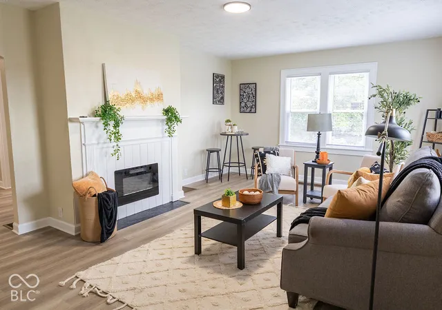 Photo 2 of Single family home for sale at 2716 W 25th Street, Anderson, IN 46011 | MLS# 22133983 | Listing updated on 2026-10-29