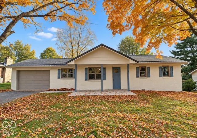 Single family home for sale at 2245 Crestview Dr, Martinsville, IN 46151 | MLS# 22133986