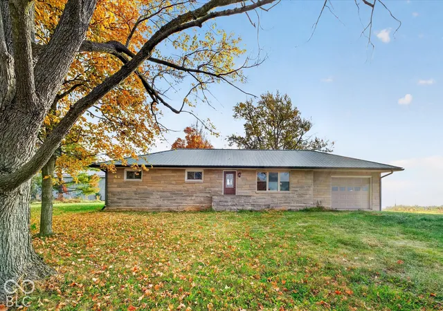 Photo 1 of Single family home for sale at 6523 S County Rd 500 W, Frankfort, IN 46041 | MLS# 22133992 | Listing updated on 2026-10-29