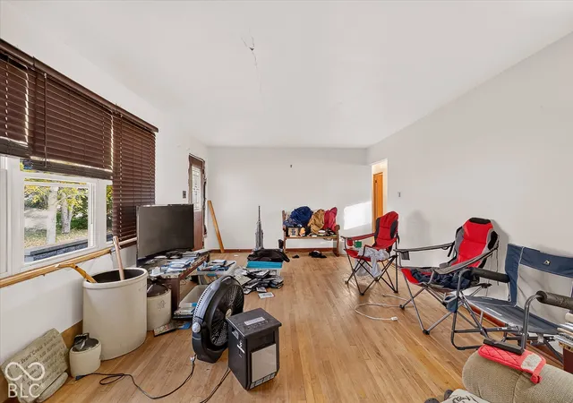 Photo 2 of Single family home for sale at 6523 S County Rd 500 W, Frankfort, IN 46041 | MLS# 22133992 | Listing updated on 2026-10-29