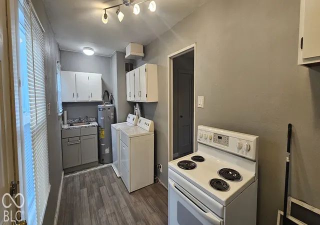 Photo 3 of House for sale at 639 Dayton Ave, Indianapolis, IN 46203 | MLS# 22134002 | Listing updated on 2026-10-30