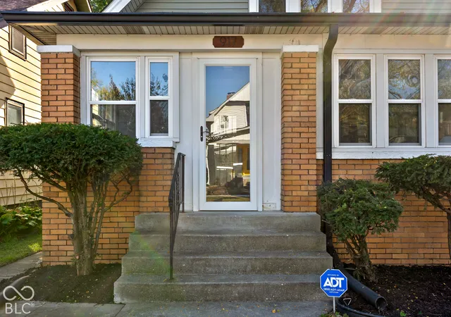 Photo 1 of Single family home for sale at 917 Hervey St, Indianapolis, IN 46203 | MLS# 22134017 | Listing updated on 2026-10-30