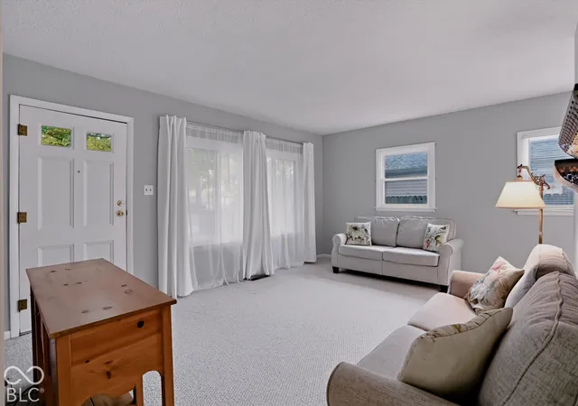 Photo 3 of Single family home for sale at 950 N Routiers Ave, Indianapolis, IN 46219 | MLS# 22134021 | Listing updated on 2026-10-30