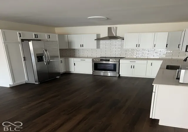 Photo 4 of Single family home for sale at 2442 Guilford Ave, Indianapolis, IN 46205 | MLS# 22134023 | Listing updated on 2026-10-31