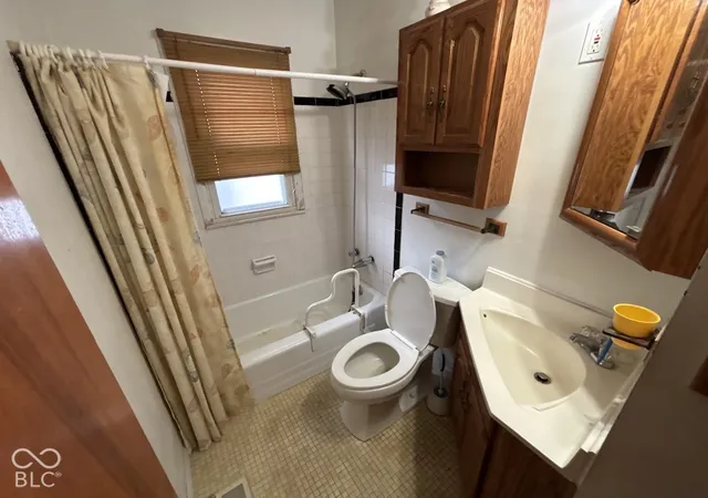 Photo 3 of Single family home for sale at 3431 Belmar, Indianapolis, IN 46226 | MLS# 22134058 | Listing updated on 2026-10-29