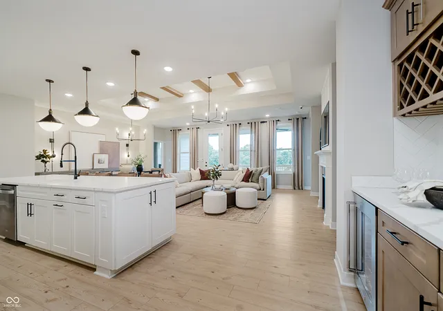 Photo 4 of Single family home for sale at 14394 Sydney Ln, Carmel, IN 46033 | MLS# 22134064 | Listing updated on 2026-10-30
