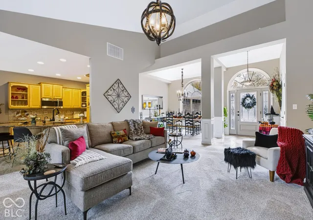 Photo 4 of Single family home for sale at 19399 Covered Brg Way, Noblesville, IN 46060 | MLS# 22134066 | Listing updated on 2026-10-30