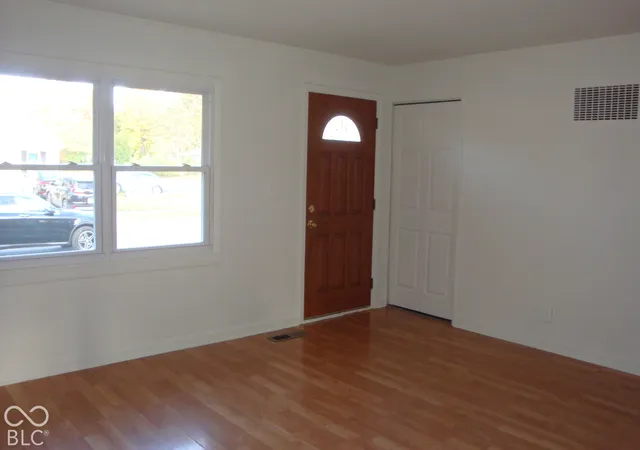 Photo 1 of Single family home for sale at 3513 Macarthur Ln, Indianapolis, IN 46224 | MLS# 22134068 | Listing updated on 2026-10-29