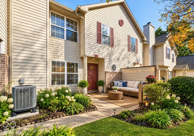 Photo 2 of Condo for sale at 6137 Wildcat Dr, Indianapolis, IN 46203 | MLS# 22134092 | Listing updated on 2026-10-29