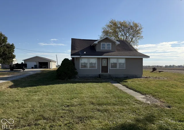 Photo 1 of Single family home for sale at 11334 N 450 West, Alexandria, IN 46001 | MLS# 22134093 | Listing updated on 2026-10-30