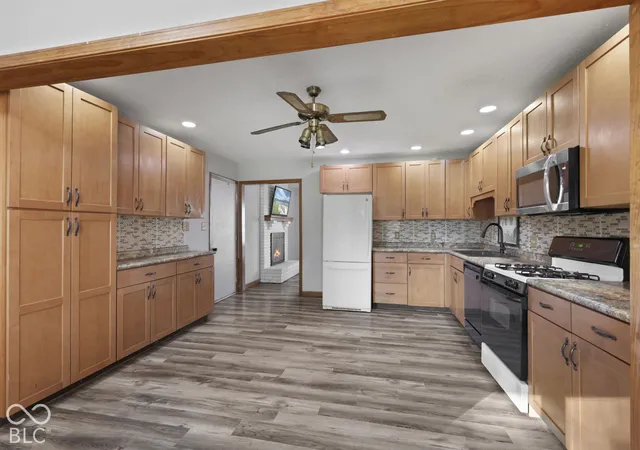Photo 1 of Single family home for sale at 46 Oakden Ct, Whiteland, IN 46184 | MLS# 22134099 | Listing updated on 2026-10-30