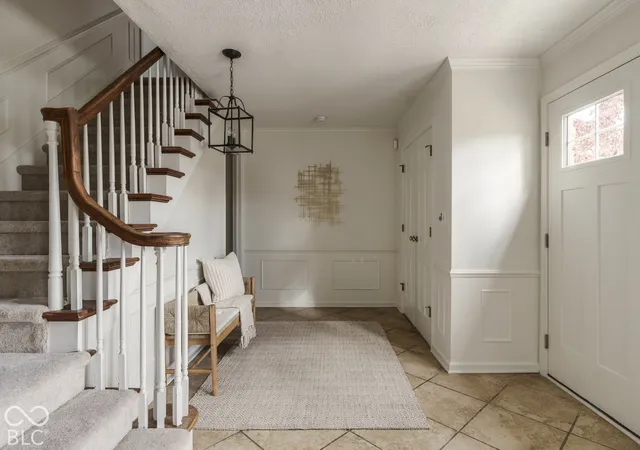 Photo 3 of Single family home for sale at 7620 Camelback Dr, Indianapolis, IN 46250 | MLS# 22134106 | Listing updated on 2026-10-30