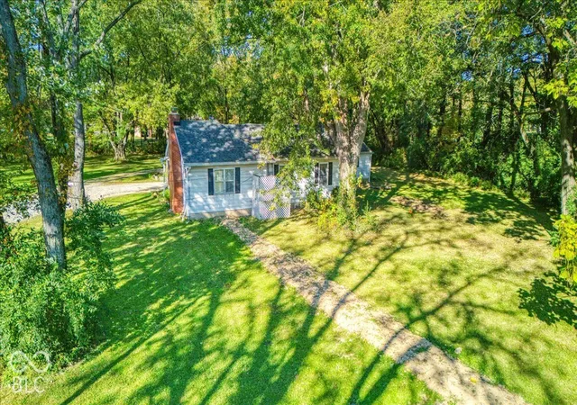 Photo 4 of Single family home for sale at 7200 Highland Rd, Indianapolis, IN 46268 | MLS# 22134146 | Listing updated on 2026-10-30