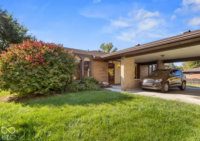 Photo 1 of Condo for sale at 5225 Pinon Dr, Indianapolis, IN 46227 | MLS# 22134156 | Listing updated on 2026-10-29