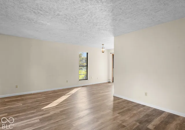 Photo 4 of Condo for sale at 5225 Pinon Dr, Indianapolis, IN 46227 | MLS# 22134156 | Listing updated on 2026-10-29