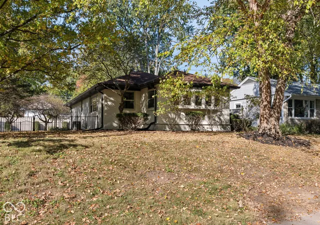 Photo 2 of Single family home for sale at 5602 Primrose Ave, Indianapolis, IN 46220 | MLS# 22134199 | Listing updated on 2026-10-30