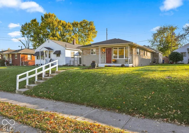 Photo 4 of Single family home for sale at 319 North 7th, Beech Grove, IN 46107 | MLS# 22134252 | Listing updated on 2026-10-30