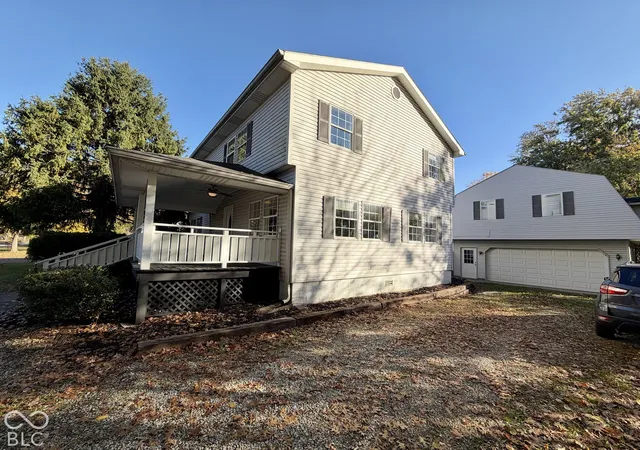 Photo 2 of Single family home for sale at 5343 S Linwood Ave, Indianapolis, IN 46237 | MLS# 22134253 | Listing updated on 2026-10-30