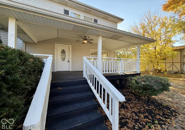 Photo 3 of Single family home for sale at 5343 S Linwood Ave, Indianapolis, IN 46237 | MLS# 22134253 | Listing updated on 2026-10-30