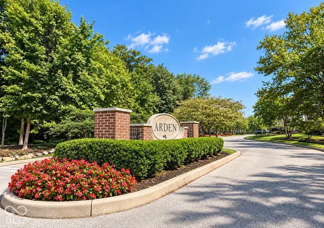 Photo 2 of Condo for sale at 941 Rosalind Pl, Carmel, IN 46032 | MLS# 22134301 | Listing updated on 2026-10-30