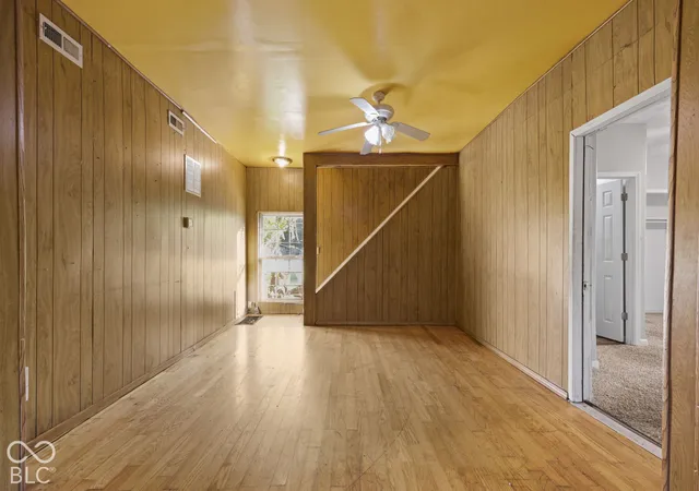 Photo 4 of Single family home for sale at 1733 Olive St, Indianapolis, IN 46203 | MLS# 22134306 | Listing updated on 2026-10-30
