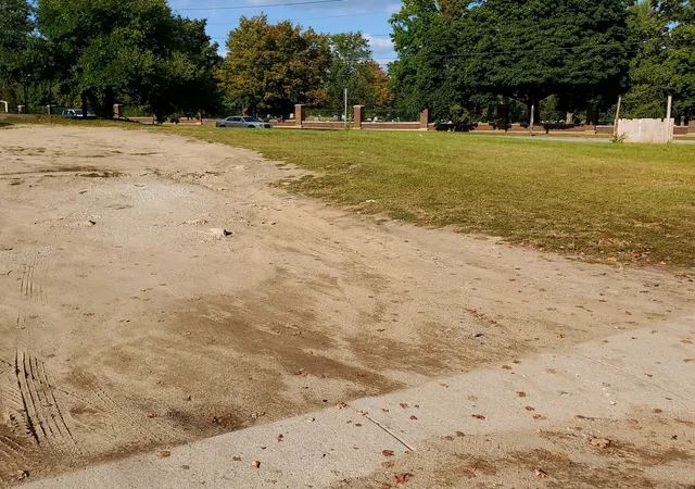 Photo 3 of Land for sale at 3302 Dr M King Jr St, Indianapolis, IN 46208 | MLS# 21724227 | Listing updated on 2025-11-26