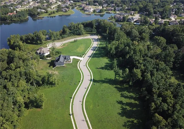 5th image of 1817 Tipton Pointe Ct, Columbus, IN 47201 | MLS# 21876999