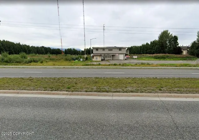 Homes for sale in Anchorage, AK | 2800 E Dowling Rd, Anchorage, AK 99507 | MLS# 18-3321