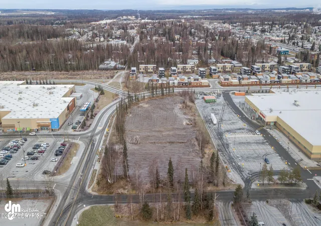 Photo 2 of Land for sale at Tr E Debarr Rd, Anchorage, AK 99504 | MLS# 22-4703 | Listing updated on 2026-07-18