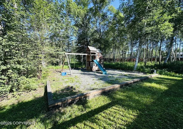 Photo 3 of Sale Pending at 4401 S Captain Cook Cir, Wasilla, AK 99654 | MLS# 26-9502 | Listing updated on 2026-09-17