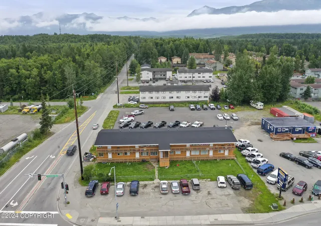 1st image of 111 Muldoon Rd, Anchorage, AK 99504 | MLS# 24-500