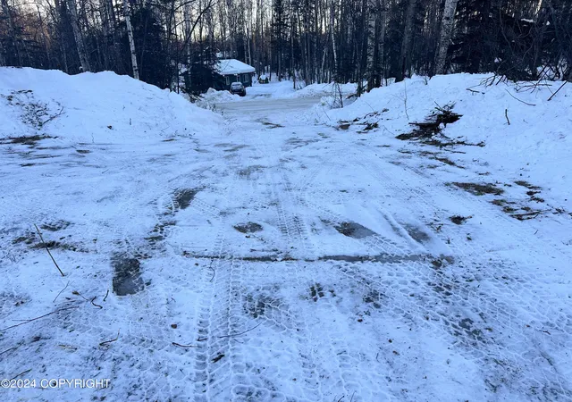 Photo 4 of Land for sale at 9404 S Starlight Ln, Wasilla, AK 99623 | MLS# 25-5111 | Listing updated on 2026-09-26