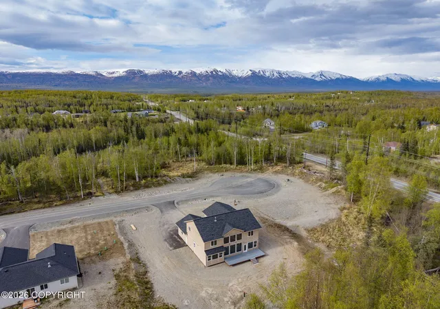 16th image of 2440 W Longview Cir, Wasilla, AK 99623 | MLS# 26-6093