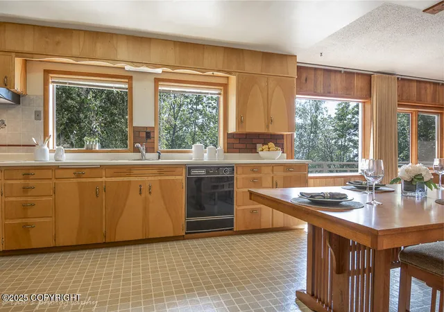 Homes for sale in Anchorage, AK | 15021 Old Seward Hwy, Anchorage, AK 99516 | MLS# 25-7731