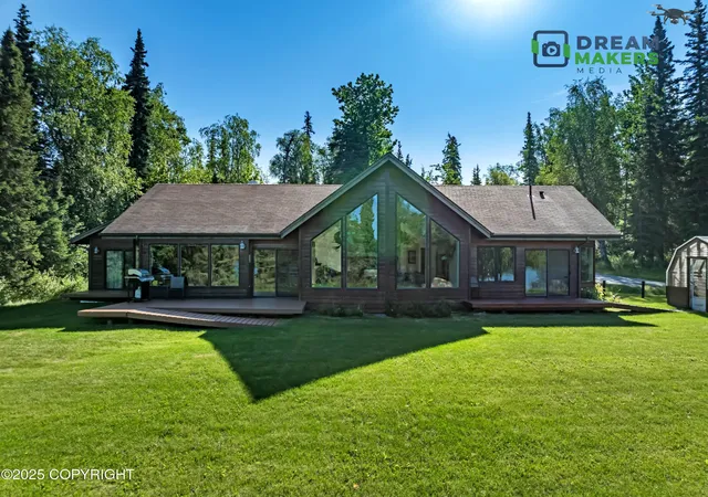 Photo 3 of Single family home for sale at 37385 Arctic Tern Rd, Soldotna, AK 99669 | MLS# 25-9553 | Listing updated on 2026-09-28