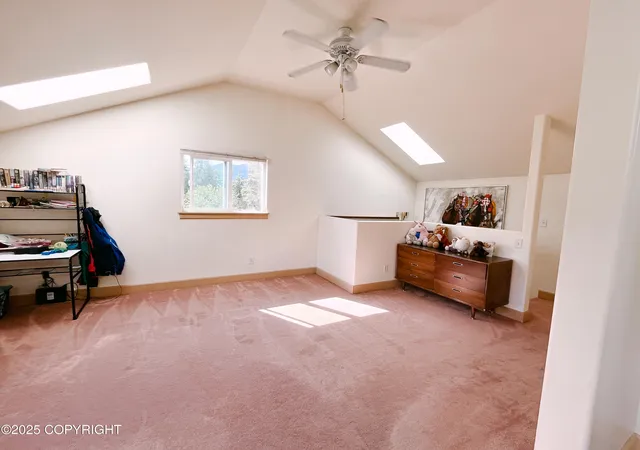 5th image of 125 Kings Row, Petersburg, AK 99833 | MLS# 25-8070