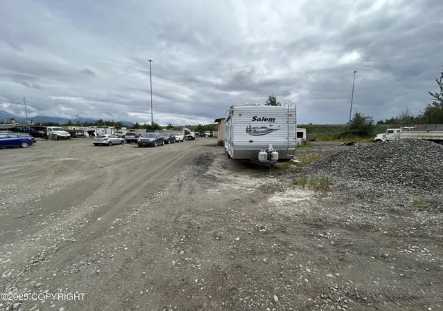 9th image of 240 W 106th Ave, Anchorage, AK 99515 | MLS# 25-8994
