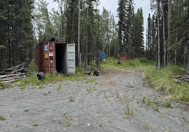 2nd image of 45472 Lentfer Ave, Kenai, AK 99611 | MLS# 25-9234